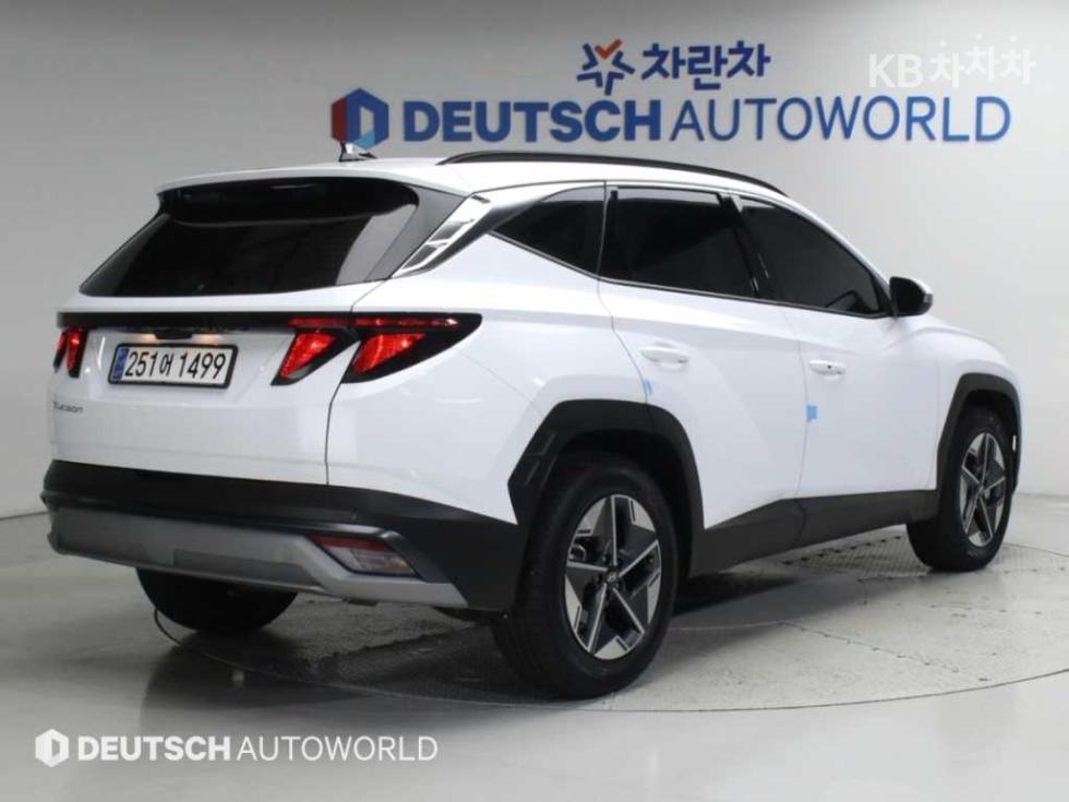 Hyundai Premium — фото 2