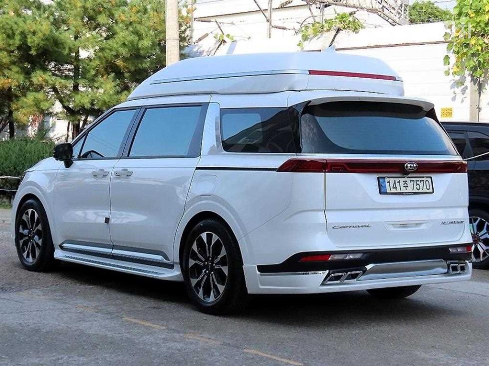 Kia Carnival SIGNATURE — фото 3