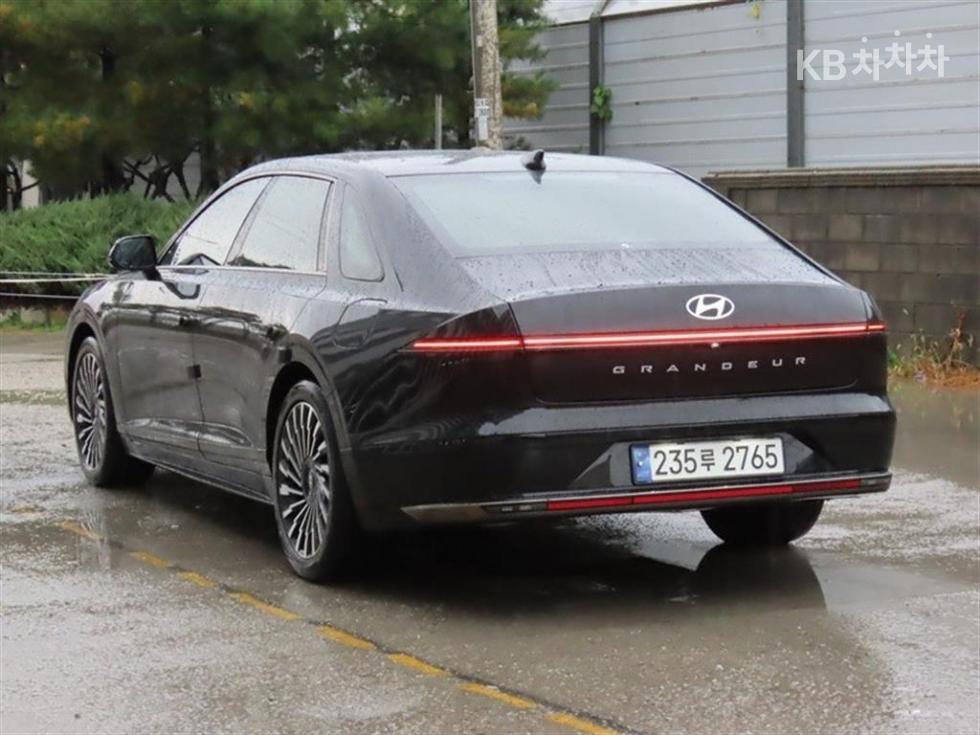 Hyundai Grandeur CALLIGRAPHY — фото 3