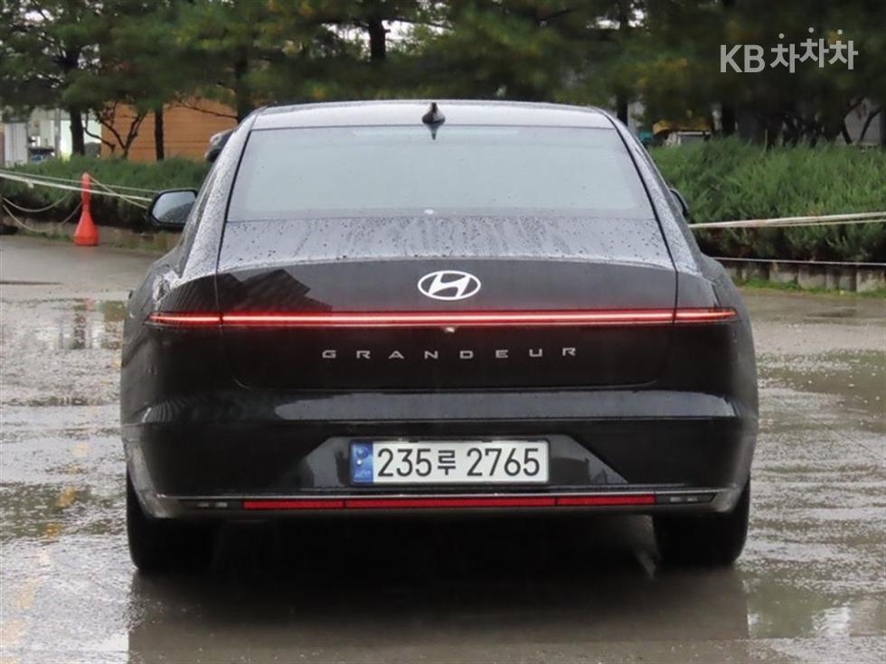 Hyundai Grandeur CALLIGRAPHY — фото 4