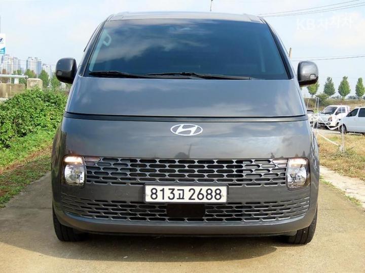 Hyundai Staria 3.5 lpg  5  mordern — foto 1