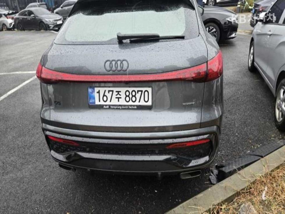 Audi Q5 S-Line — фото 4