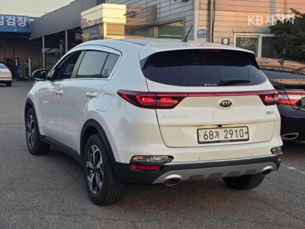 Kia Sportage LUXURY — фото 3