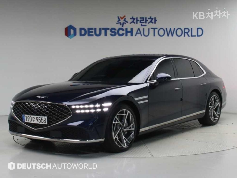 Genesis G90 BASE MODEL — фото 1