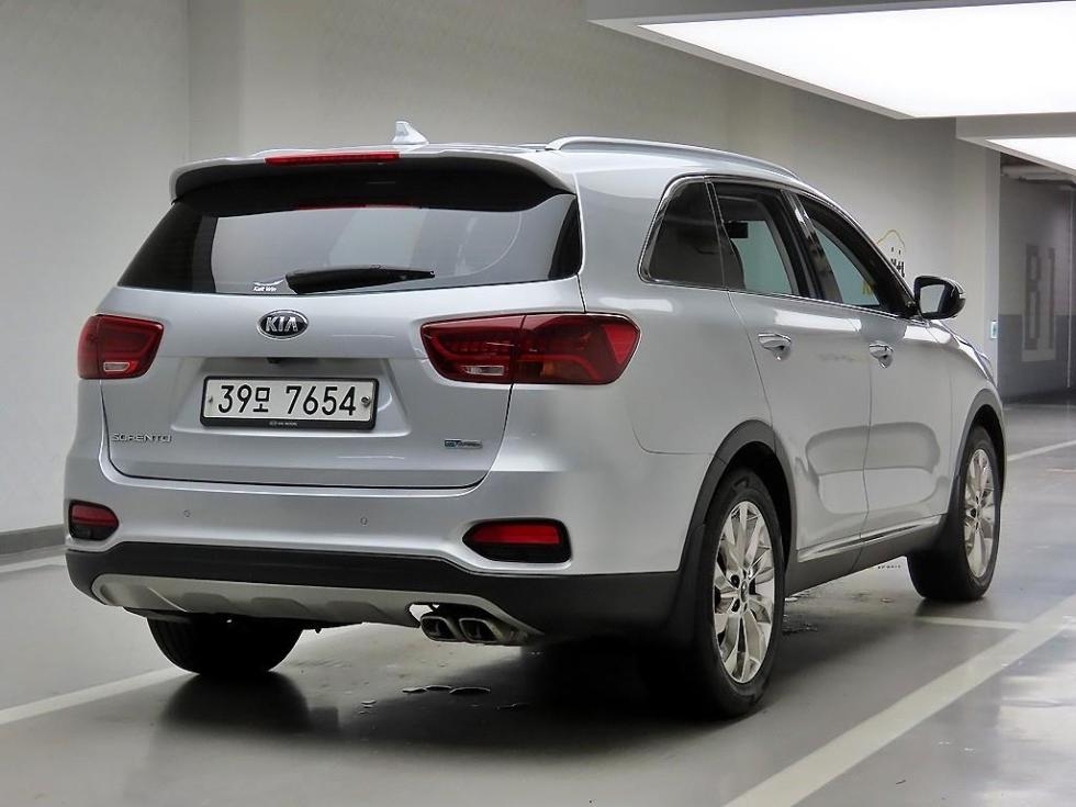 Kia Sorento Noblesse Special — фото 4
