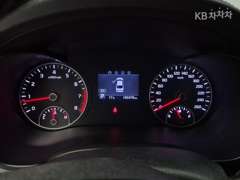 Kia K5 — miniaturë 6