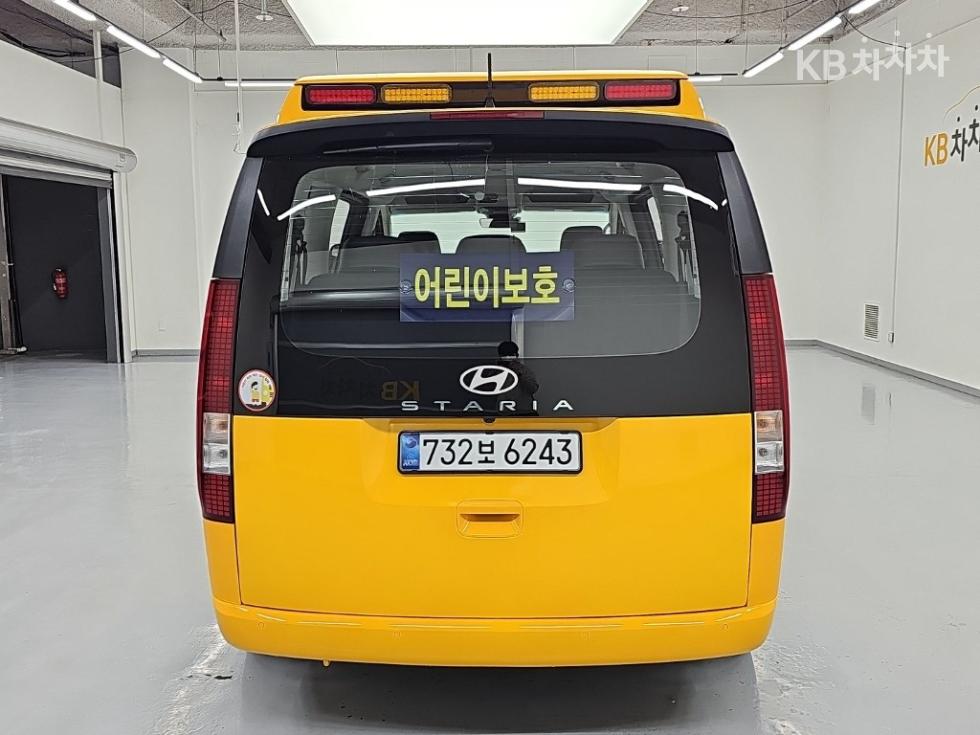Hyundai Staria — miniaturë 3