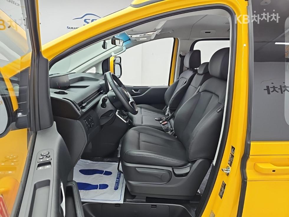 Hyundai Staria — miniaturë 11