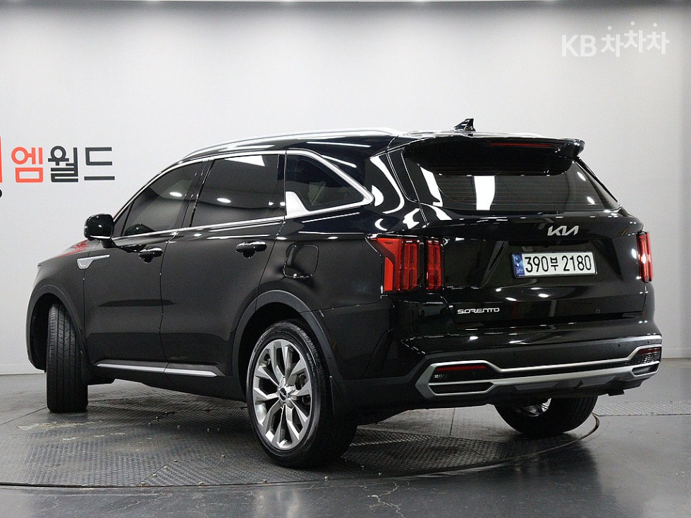 Kia Sorento SIGNATURE — фото 3