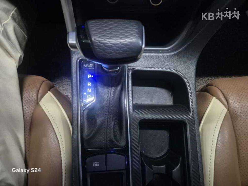 Hyundai Sonata — miniaturë 14