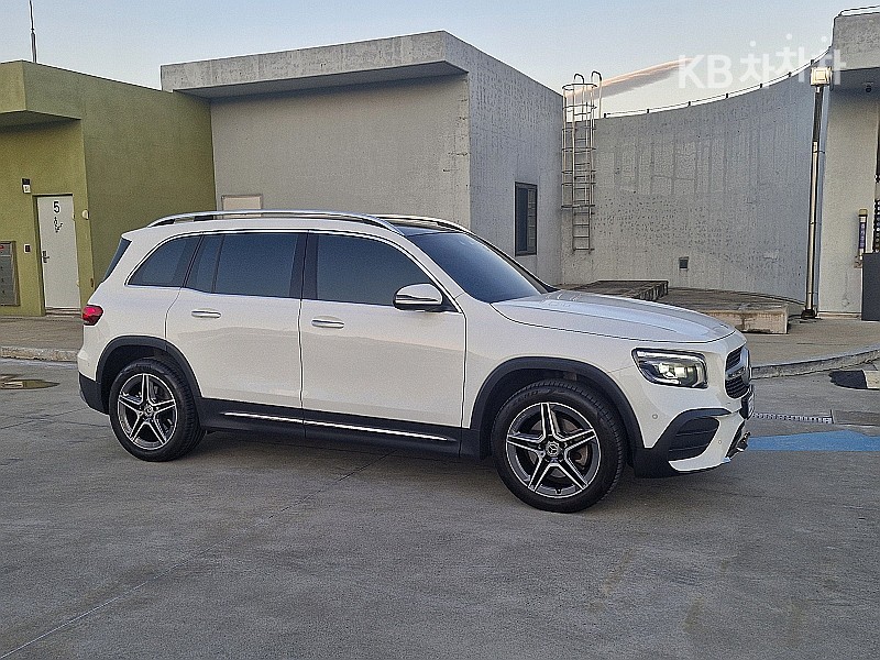 Mercedes-Benz GLB-Class — фото 3