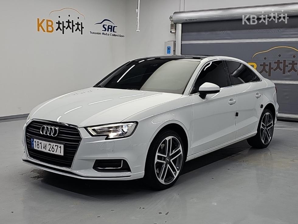 Audi A3 8V — фото 1