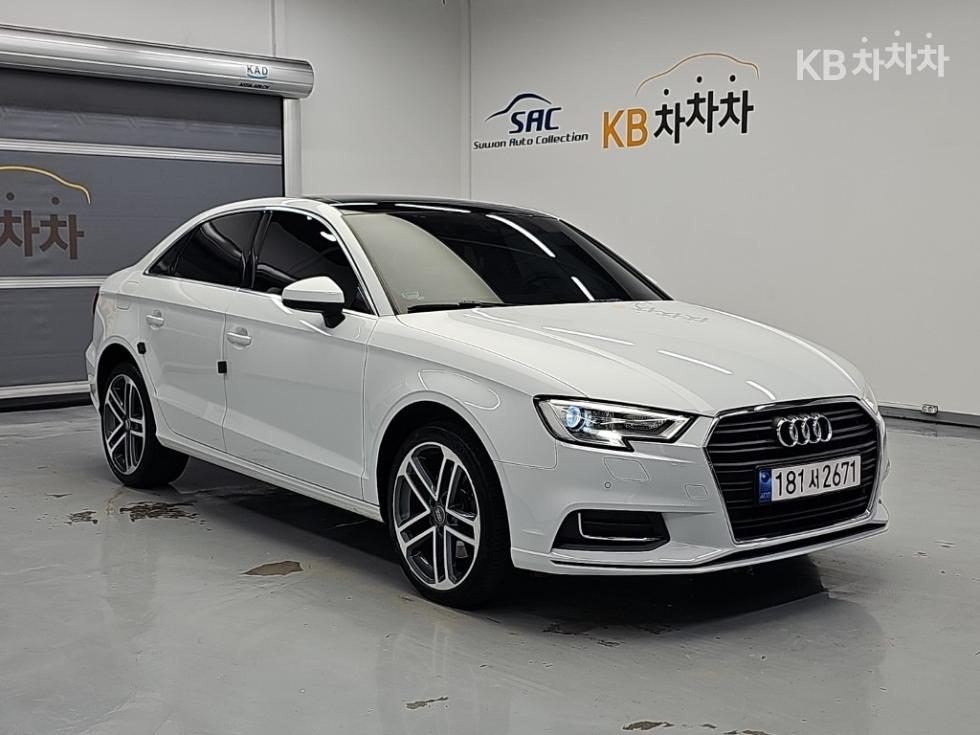 Audi A3 8V — фото 4
