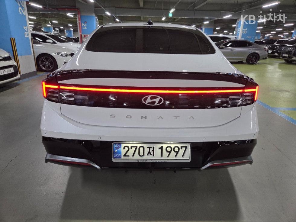 Hyundai Sonata EXCLUSIVE — фото 3