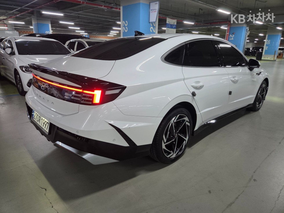 Hyundai Sonata EXCLUSIVE — фото 4