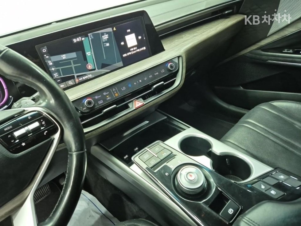 Kia K8 — miniaturë 9