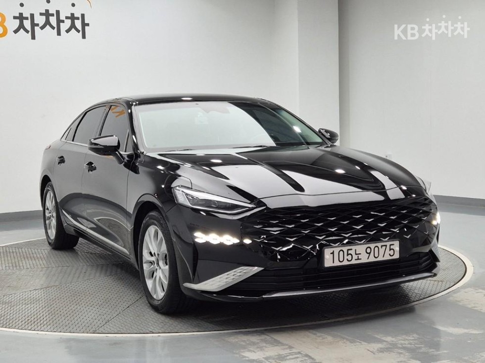 Kia K8 — miniaturë 4