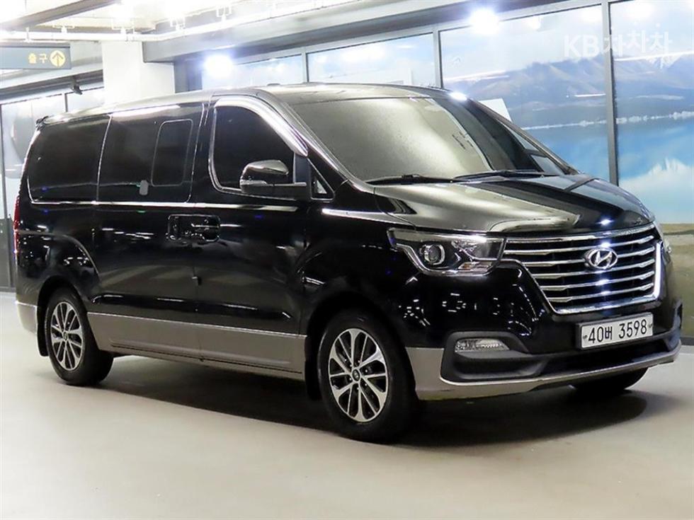 Hyundai Starex EXCLUSIVE — фото 1