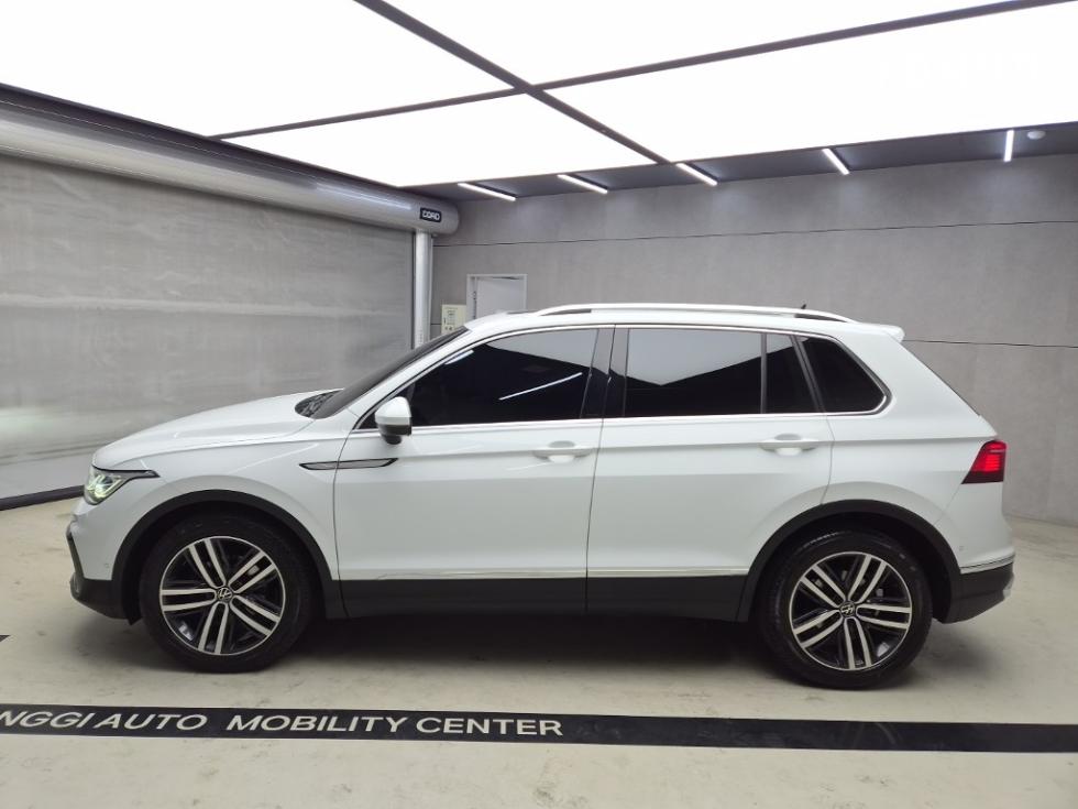 Volkswagen Tiguan Prestige — фото 4