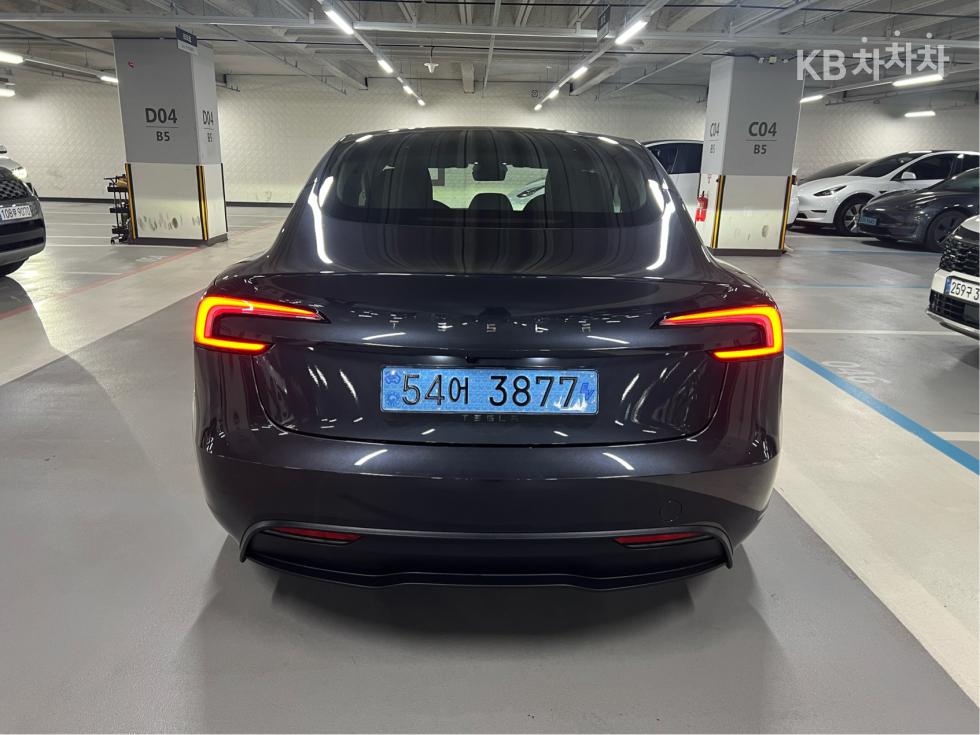 Tesla Model Y AWD L — фото 3