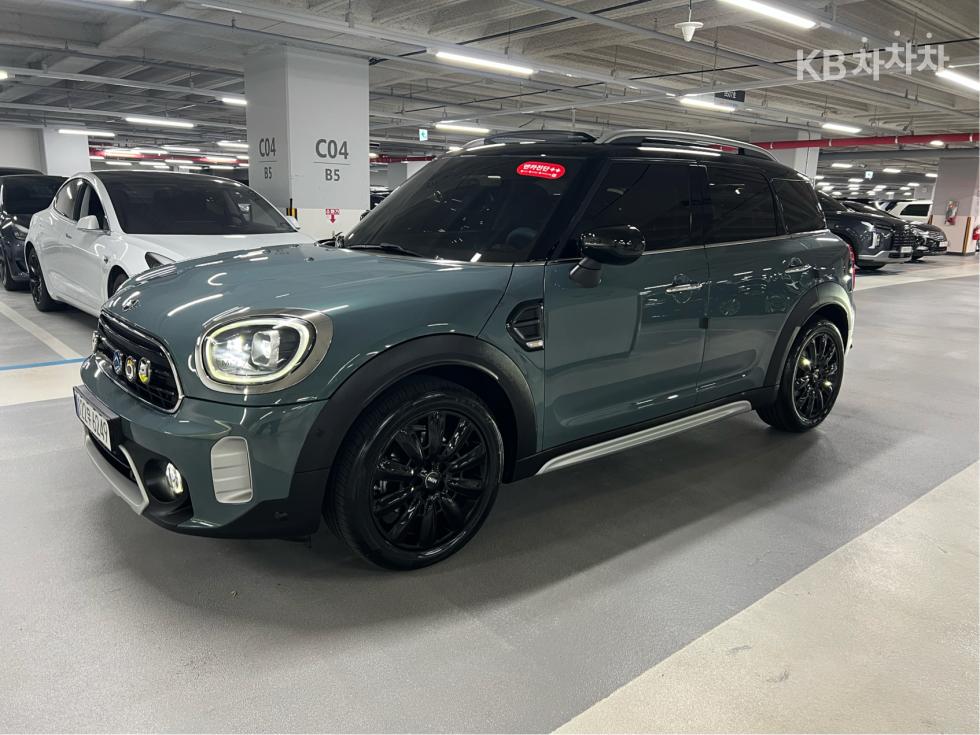Mini Countryman BASE MODEL — фото 2