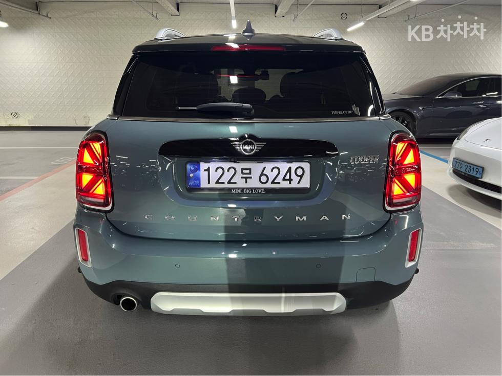 Mini Countryman BASE MODEL — фото 3