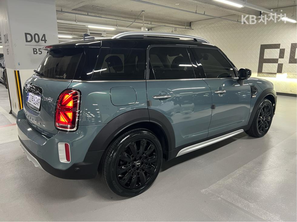Mini Countryman BASE MODEL — фото 4
