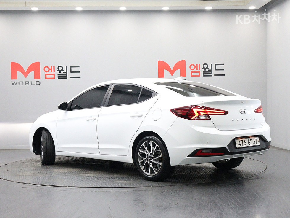 Hyundai Avante Smart — фото 4