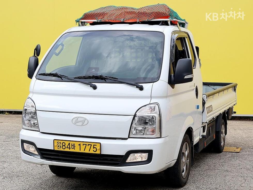 Hyundai Premium — фото 2