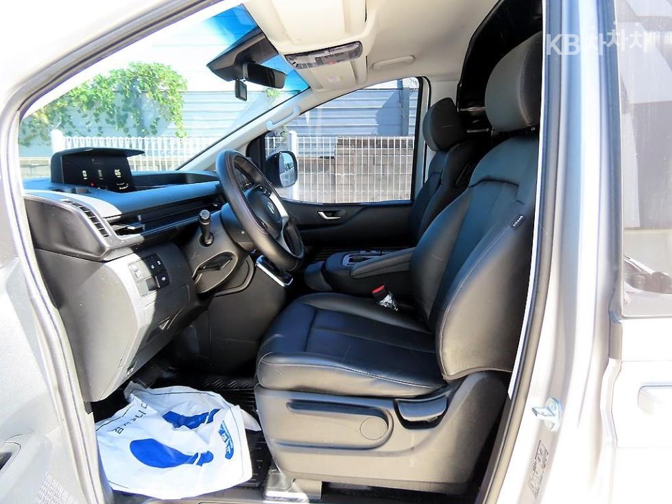 Hyundai Staria — miniaturë 5