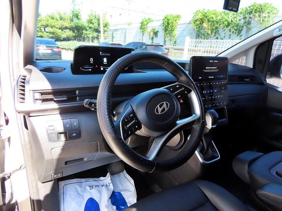 Hyundai Staria — miniaturë 7