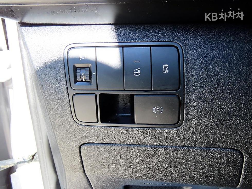 Hyundai Staria — miniaturë 12