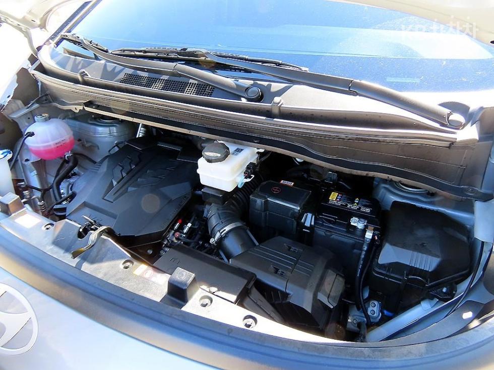 Hyundai Staria — miniaturë 19