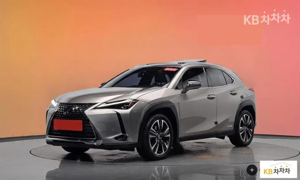 Lexus UX BASE MODEL — фото 1