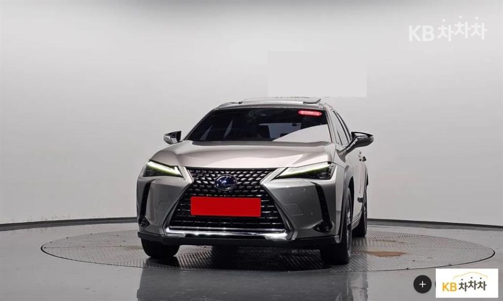 Lexus UX BASE MODEL — фото 3
