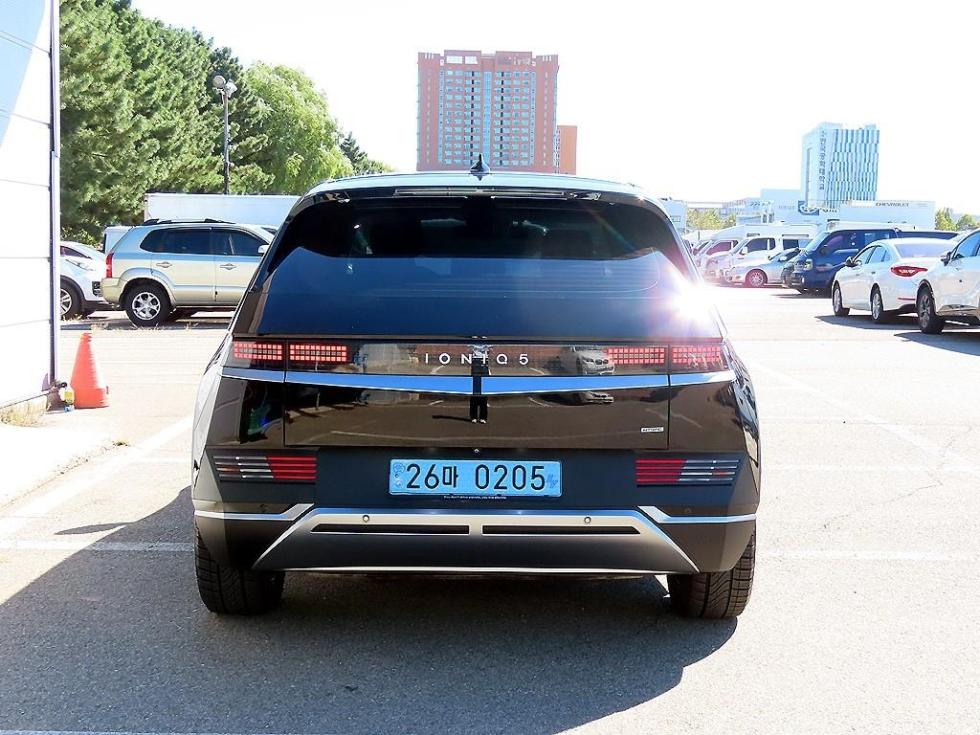 Hyundai IONIQ 5 EXCLUSIVE — фото 3