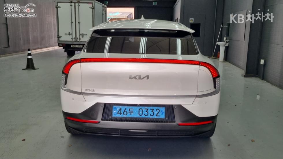 Kia EV6 — фото 4