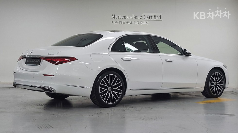 Mercedes-Benz S-Class BASE MODEL — фото 4