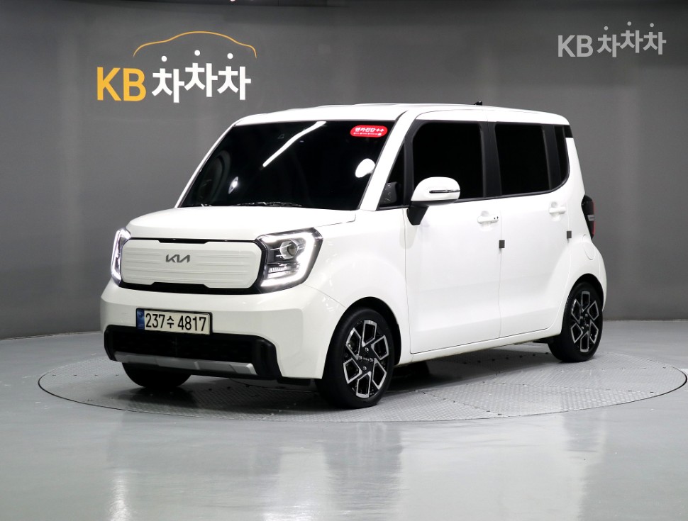 Kia SIGNATURE — фото 1