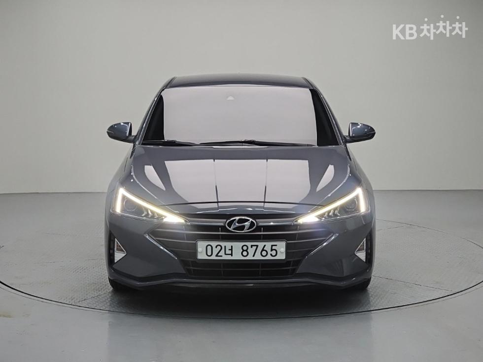 Hyundai Avante Smart — фото 2