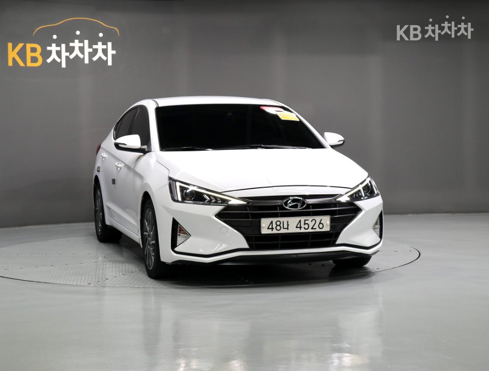 Hyundai Avante Style — фото 2