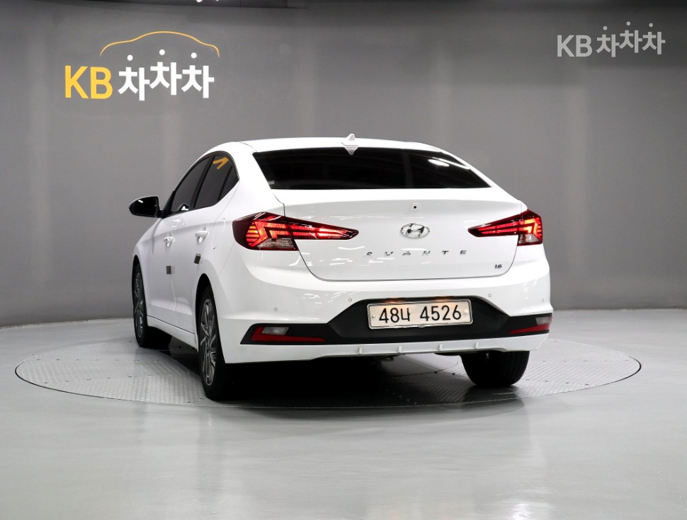 Hyundai Avante Style — фото 4