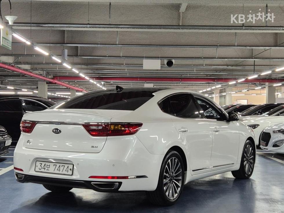 Kia K7 — miniaturë 2
