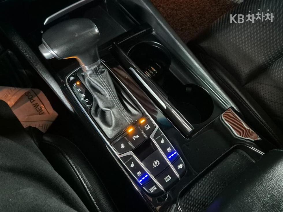 Kia K7 — miniaturë 14