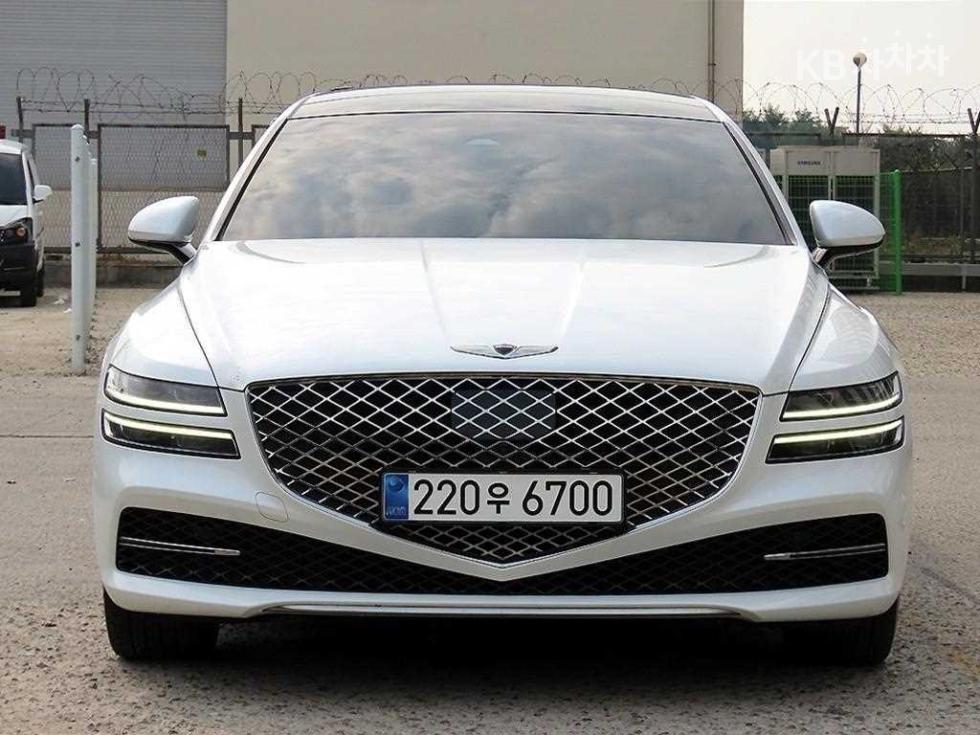 Genesis G80 — фото 2
