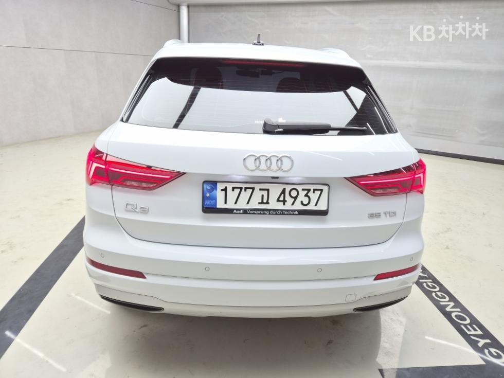 Audi Q3 Premium — фото 3