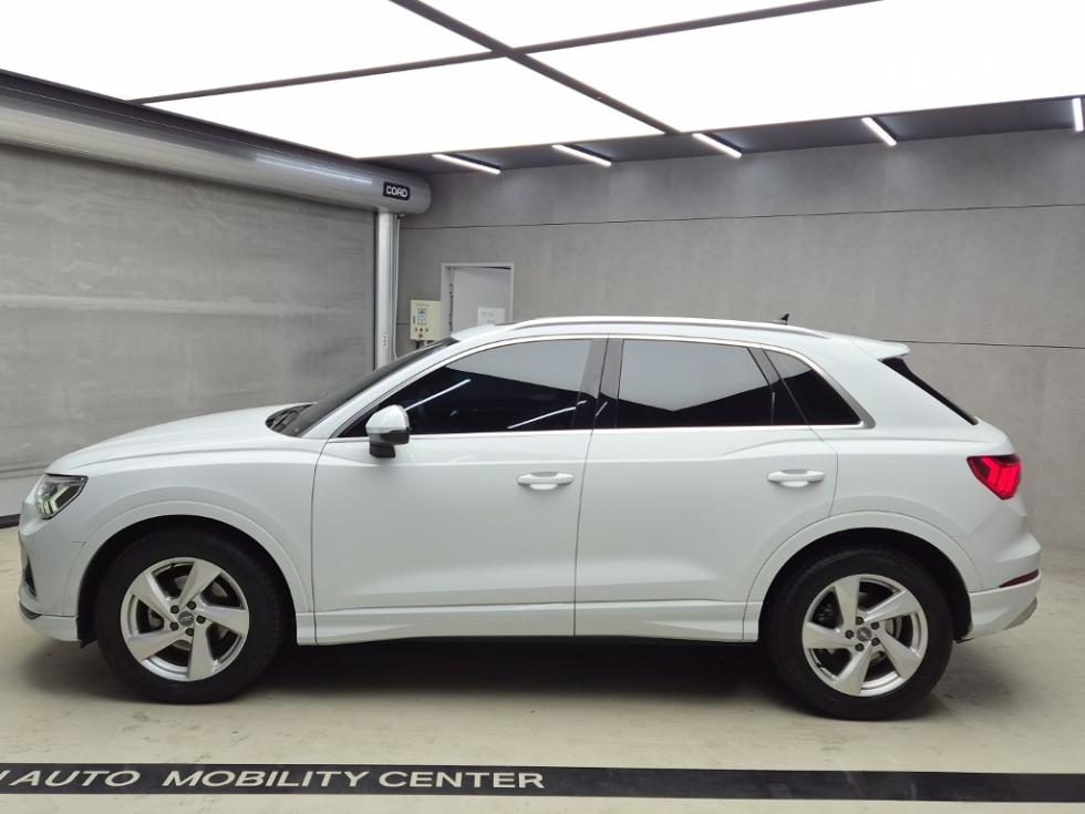 Audi Q3 Premium — фото 4