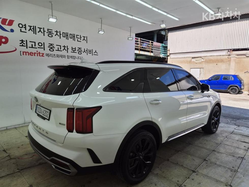 Kia Sorento Signature Gravity — фото 3