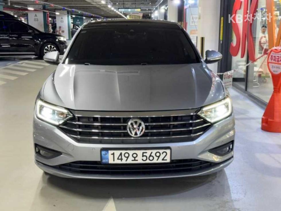 Volkswagen Prestige — фото 1