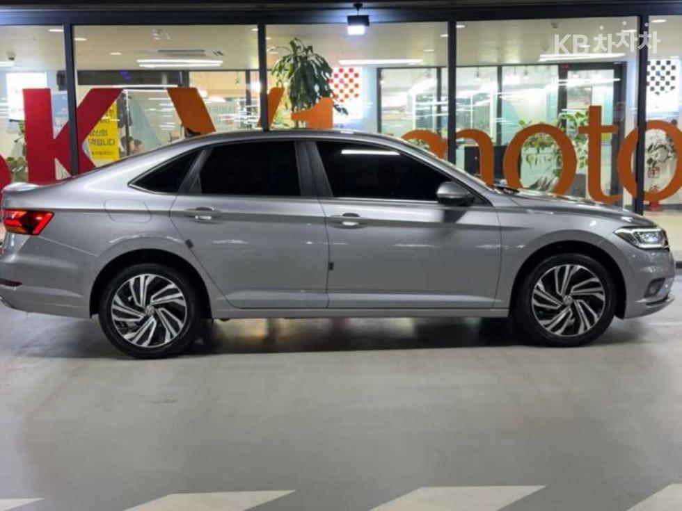 Volkswagen Prestige — фото 3